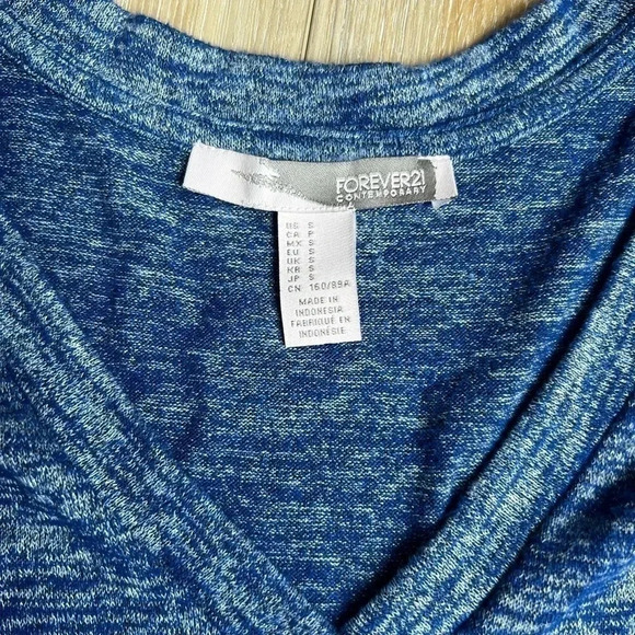 FOREVER 21 : contemporary shirt - Picture 5 of 5